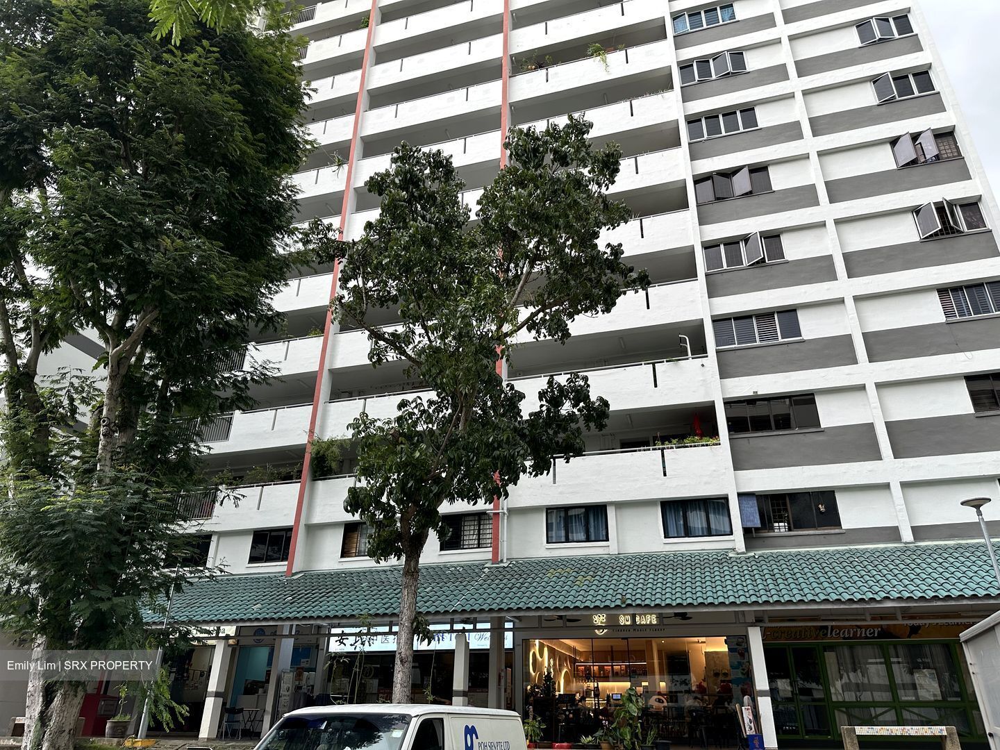 Hougang Avenue 1 (D19), Shop House #513637041